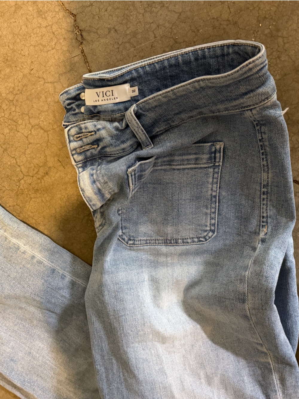 Vici Rugged High-Rise Wide Leg Jeans - Picture 3 of 5
